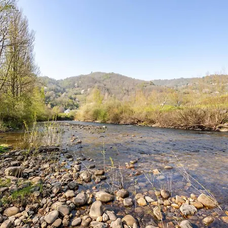 En Sotrondio Cerca Del Rio Nalon 아파트 *